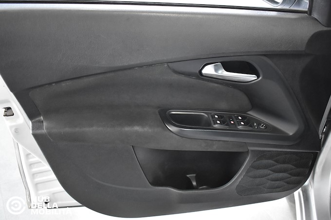FIAT Tipo 1.6 Mjt S&S SW Lounge